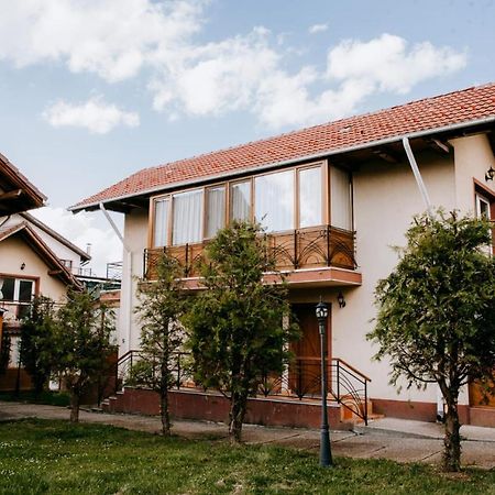 Hotel,Villas & Events Bran Bran (Brasov) Bagian luar foto