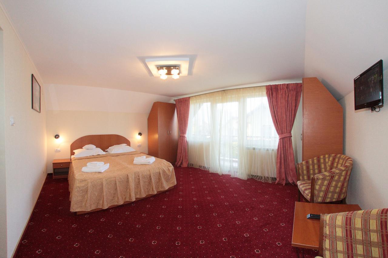 Hotel,Villas & Events Bran Bran (Brasov) Bagian luar foto